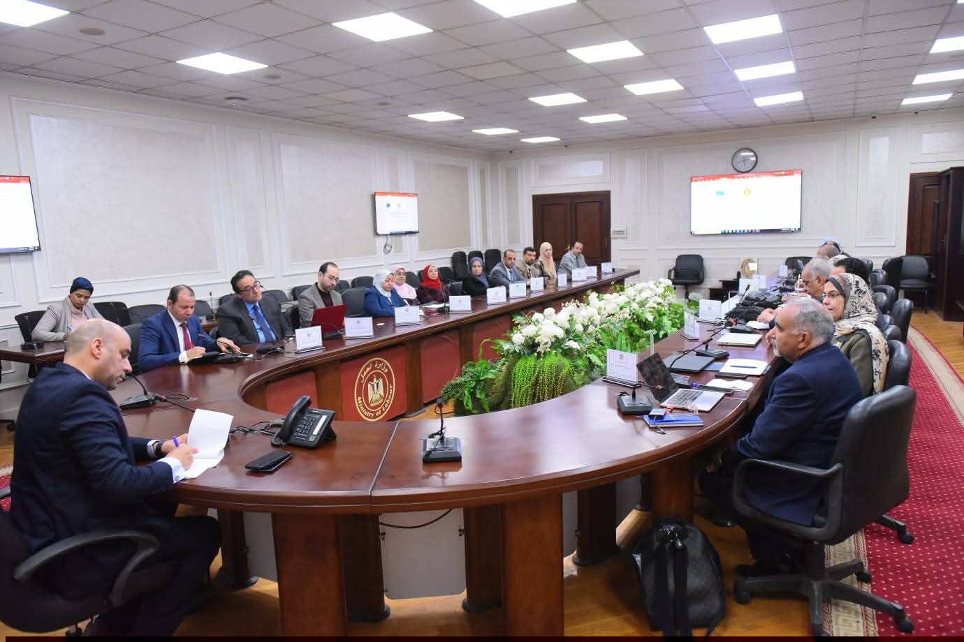 وزارة العمل تتحرك لسرعة تحديث دليل التصنيف المهني وربطه بالمعايير الأوروبية..