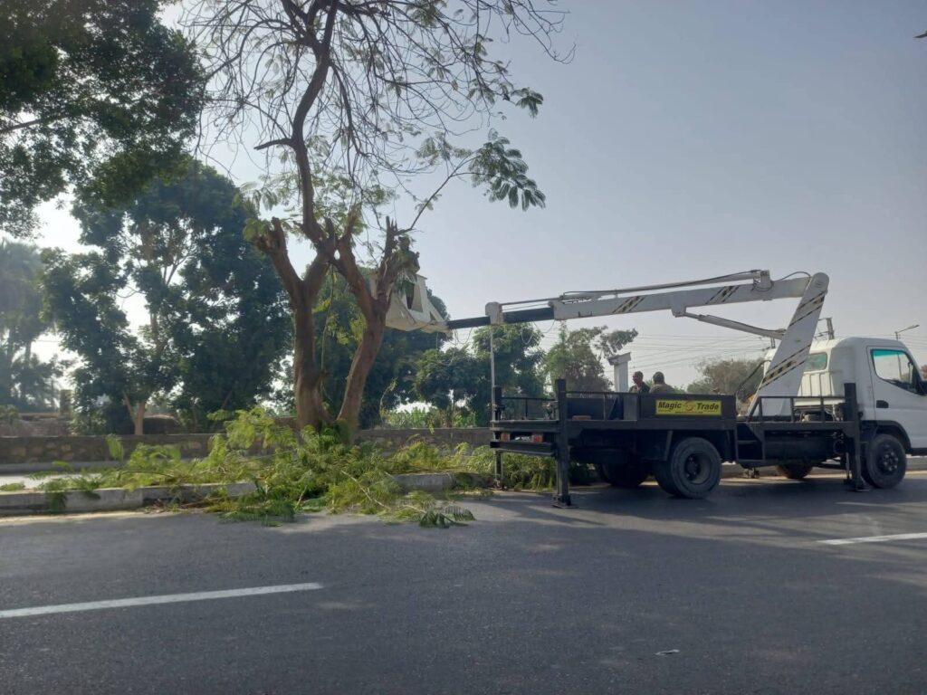 fb_img_17735004042552384595842133531414-1024x768 إزالة ٤ حالات بناء مخالف بمدينة البياضية.. وتنفيذ حملات نظافة وتمهيد للطرق بقرى المدينة