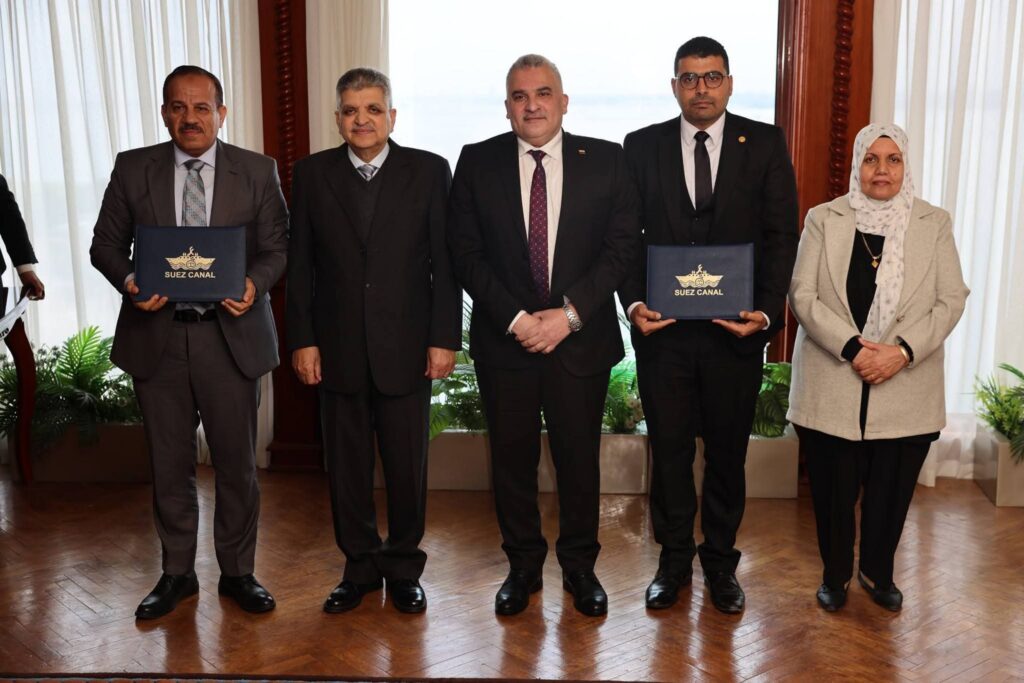 fb_img_17735004338233465969987106292385-1024x683 بهدف تنمية الثروة السمكية وفتح آفاق أوسع للتصديرالفريق أسامة ربيع يشهد توقيع بروتوكول تعاون بين شركة قناة السويس للاستزراع المائي وجهاز حماية وتنمية البحيرات والثروة السمكية