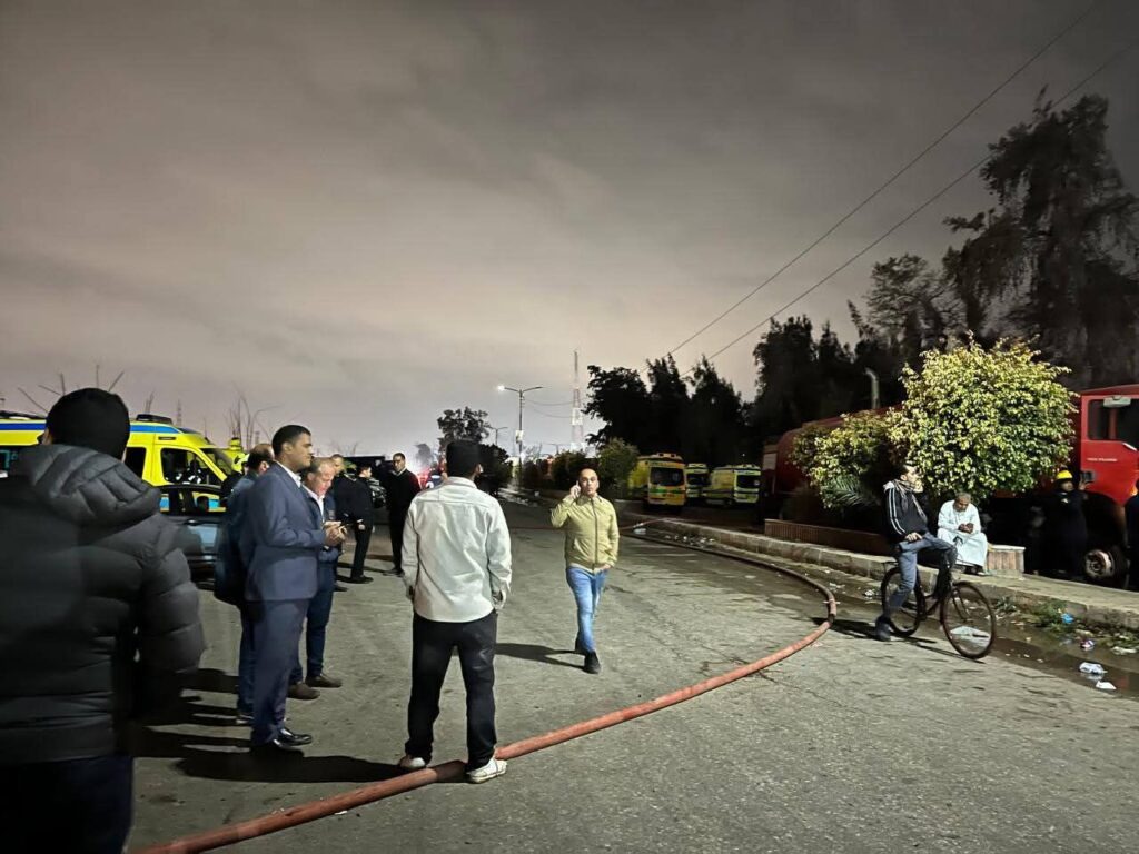 fb_img_17735324343825427495341709368422-1024x768 محافظ الدقهلية يتابع ميدانيًا السيطرة على حريق مصنع عقل بطلخا واستمرار أعمال الإطفاء والتبريد