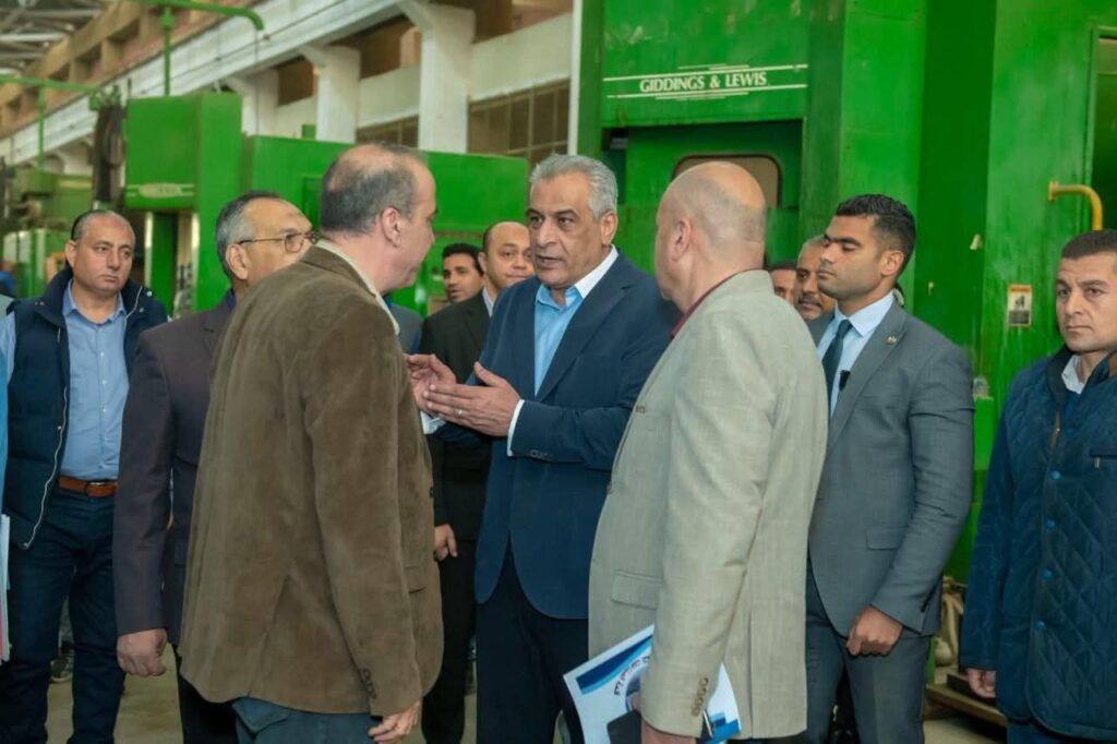 fb_img_1773566400459808646123350822268-1024x682 خلال جولة تفقدية مفاجئة لمصنع إنتاج وإصلاح المدرعات وشركة أبو زعبل للصناعات الهندسية..