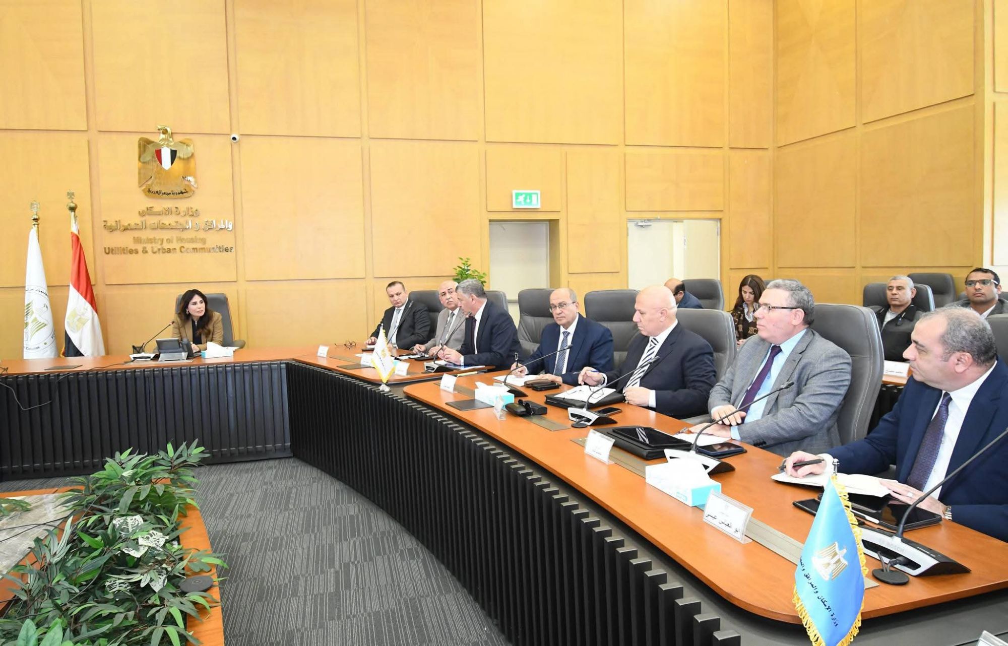 وزيرة الإسكان تترأس الاجتماع الدوري للجنة المرافق لمتابعة منظومة العمل بقطاعات مياه الشرب والصرف الصحي
