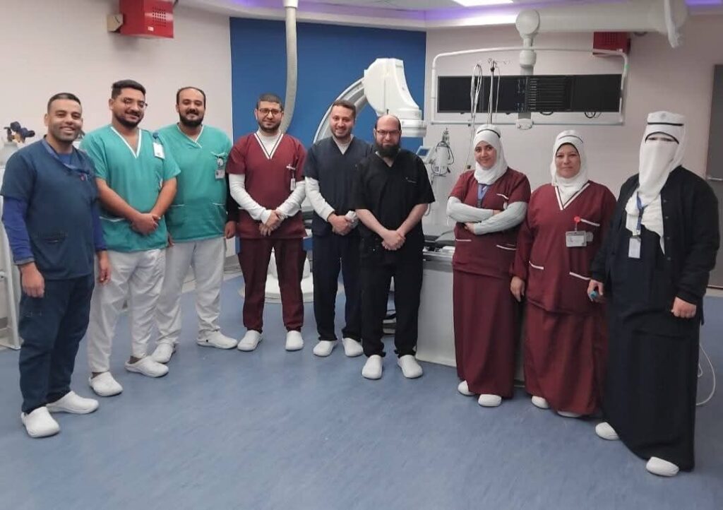 fb_img_17736560368852880194780872655606-1024x722 هيئة الرعاية الصحية تعلن نجاح قسطرة قلبية متخصصة لزرع منظم قلب دائم ثلاثي الحجرات لمسن بمستشفى رأس سدر التابعة للهيئة بفرع جنوب سيناء