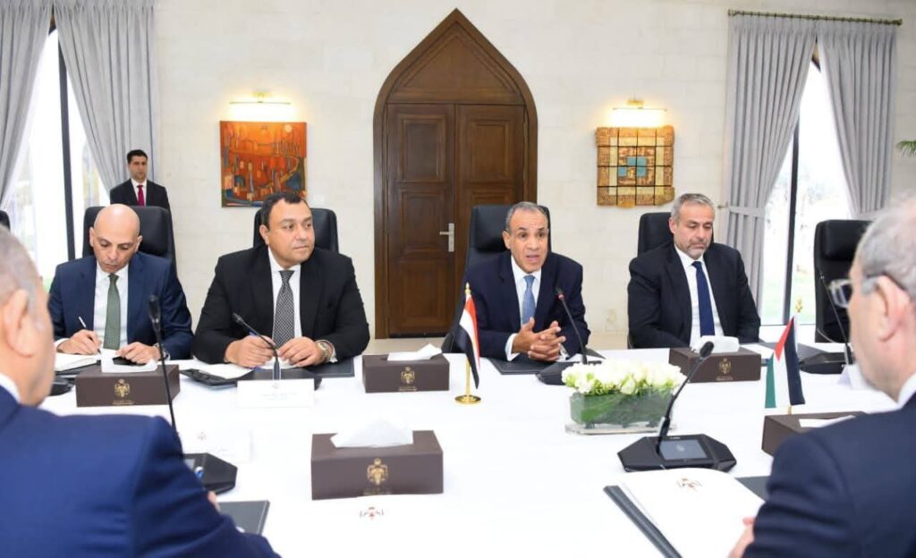 fb_img_17737119374321535357591638782316-1024x624 وزير الخارجية يعقد مباحثات مع نظيره الأردني في عمّان حول تداعيات التصعيد العسكري ويؤكد تضامن مصر الكامل مع المملكة الأردنية الهاشمية
