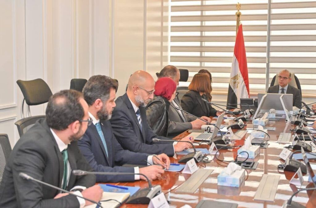 fb_img_1773744177098488095436304297854-1024x674 وزير الاستثمار والتجارة الخارجية يبحث مع العضو المنتدب لشركة «جنرال موتورز» خططها التوسعية وجهود الدولة لتوطين صناعة السيارات وتعظيم مساهمة القطاع في الاقتصاد القومي