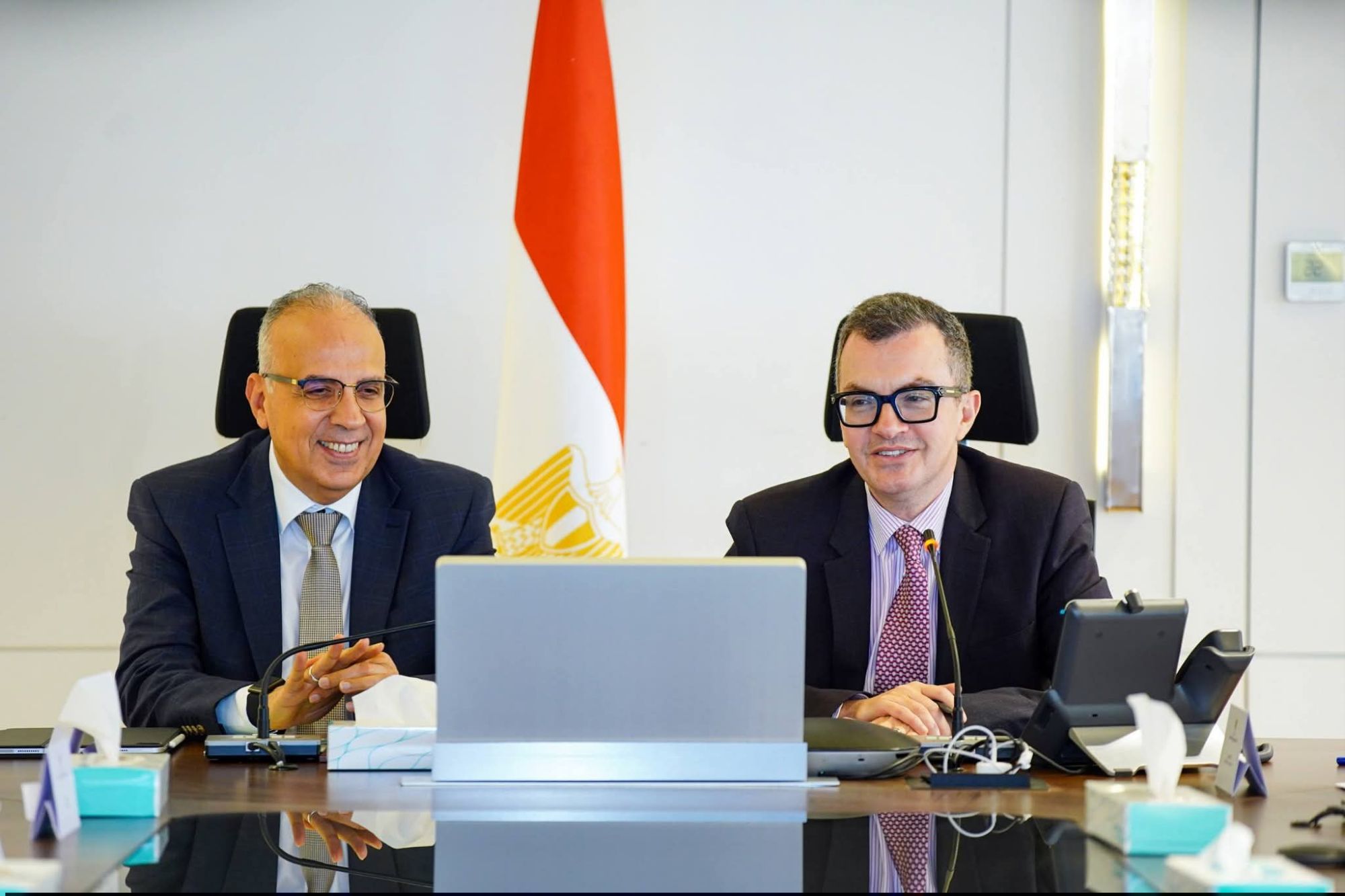 وزيرا التخطيط والتنمية الاقتصادية والموارد المائية والري يناقشان مقترح الخطة الاستثمارية لوزارة الري للعام المالي القادم ٢٠٢٦ / ٢٠٢٧