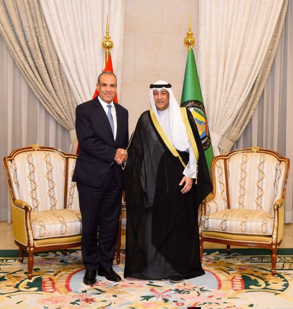 fb_img_17737450891874836388979557583308-970x1024 وزير الخارجية يعقد لقاءً مع أمين عام مجلس التعاون الخليجي بالرياض لبحث خفض التصعيد وتعزيز آليات العمل العربي المشترك