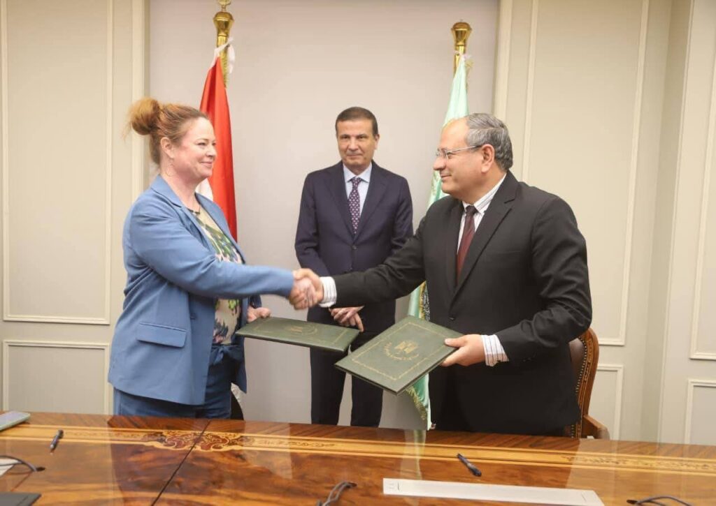 fb_img_1773745328664916217862178160536-1024x725 وزير الزراعة يشهد توقيع مذكرة تفاهم بين "البحوث الزراعية" وتحالف التنوع البيولوجي الدولي لتعزيز الابتكار