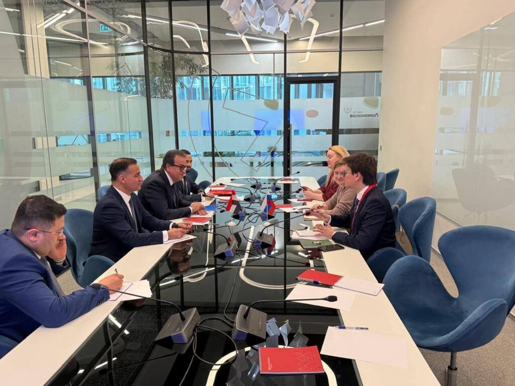 fb_img_17737802627177492271412461796054-1024x768 وزير الصحة يبحث مع شركة «Rosatom» الروسية تعزيز التعاون في مجالات الطب النووي والتكنولوجيا الطبية المتقدمة