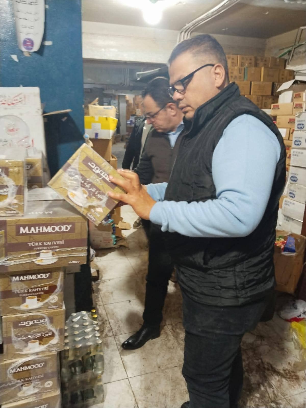 خلال يومين.. محافظة الجيزة تضبط 11 طن دقيق بلدي مدعم و7 أطنان زيوت مجهولة و2700 قطعة حلوى منتهية الصلاحية