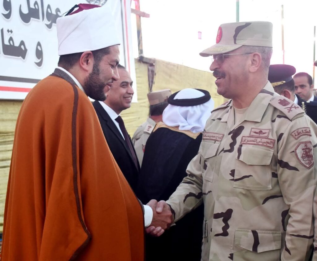 fb_img_17739103133323243895499200311270-1024x842 المتحدث_العسكرى : قيادة الجيش الثانى الميدانى تنظم لقاءً وحفل إفطار لعدد من شيوخ وعواقل شمال سيناء ...