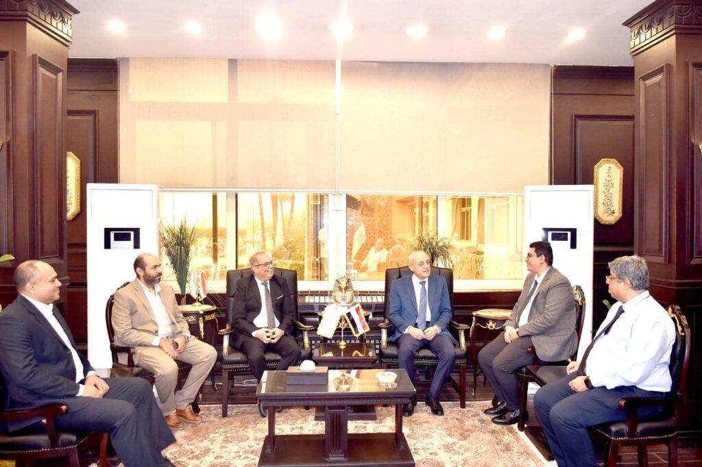 fb_img_1773913751463400357431832846948-1024x682 وفد الإنجيليين يقدم التهنئة لمحافظ الأقصر بمناسبة عيد الفطر المبارك