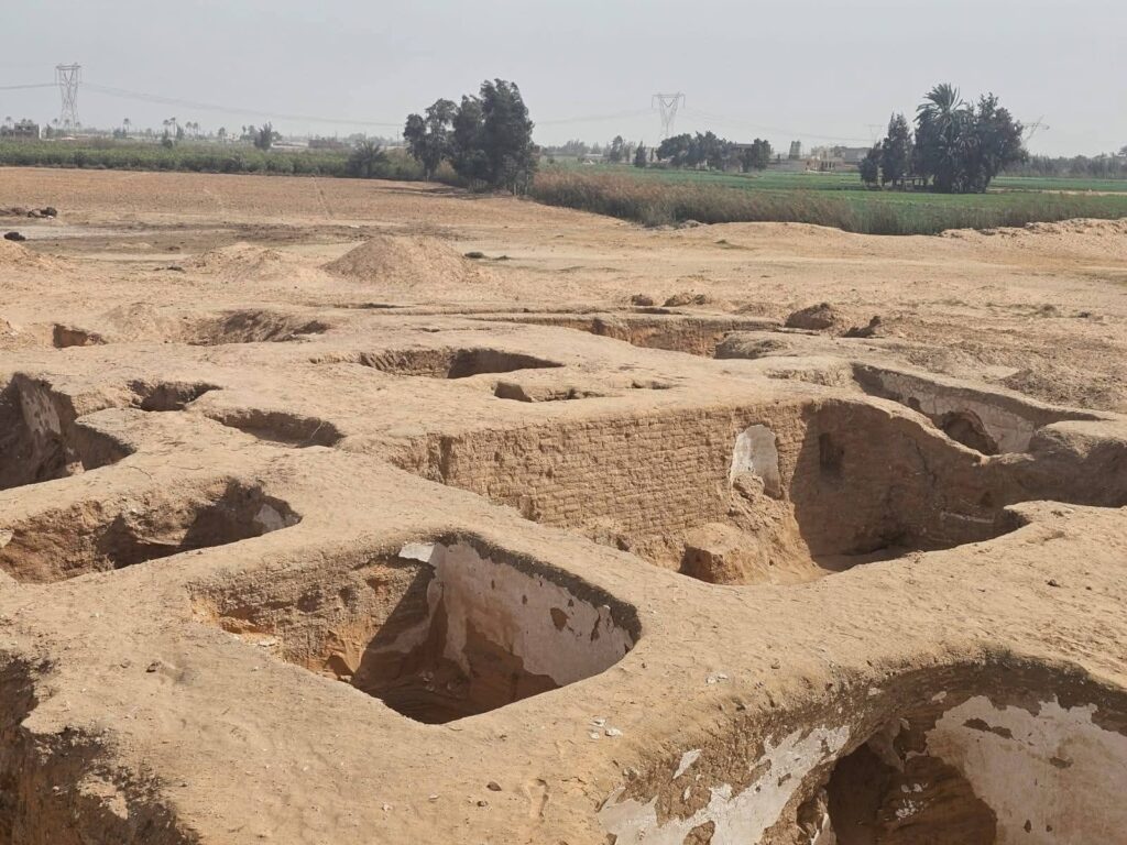 fb_img_17742705636326495537004043809812-1024x768 بيان صادر عن وزارة السياحة والآثار: