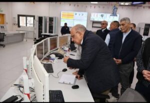 fb_img_17742711166788513118155053243660-300x206 فى زيارة ميدانية…#وزير_الكهرباء والطاقة المتجددة يتفقد محطة كهرباء بنى سويف المركبة لتوليد الكهرباء بمحافظة بني سويف ويتابع نمط التشغيل ومعدلات استهلاك الوقود.