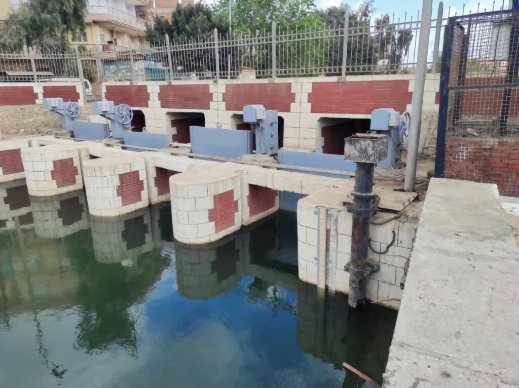 fb_img_1774343240787244384478055469365-1024x766 الدكتور سويلم يتوجه بالتحية لرجال وزارة الري الذين واصلوا العمل بتفانٍ خلال إجازة عيد الفطر المبارك لخدمة المواطنين