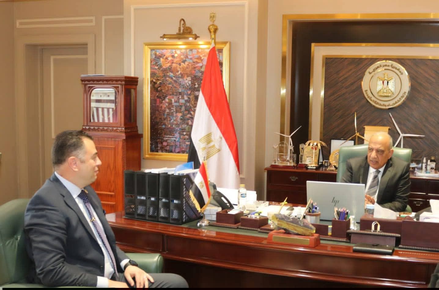 وزير الكهرباء والطاقة المتجددة يجتمع بالنائب الأول لمدير عام المؤسسة الحكومية الروسية للطاقة الذرية “روسآتوم” ورئيس شركة “آتوم ستروى إكسبورت” القائمة على تنفيذ مشروع المحطة النووية بالضبعة