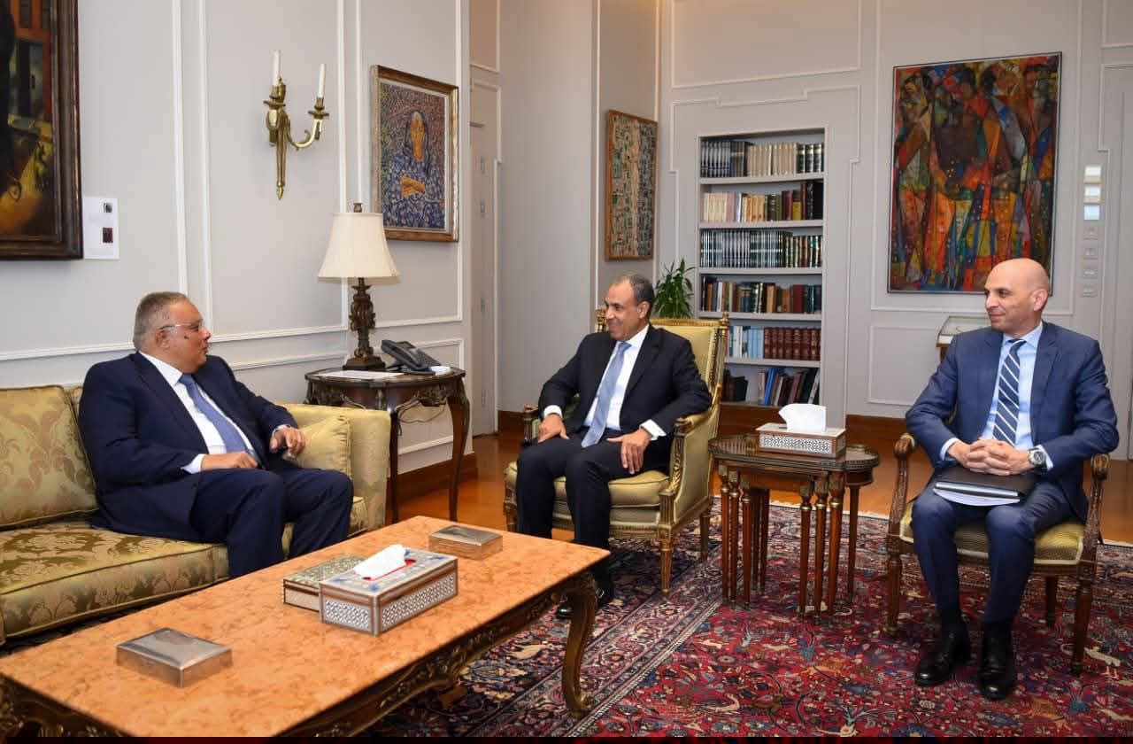 وزير الخارجية يستقبل رئيس المجلس القومي لحقوق الإنسان