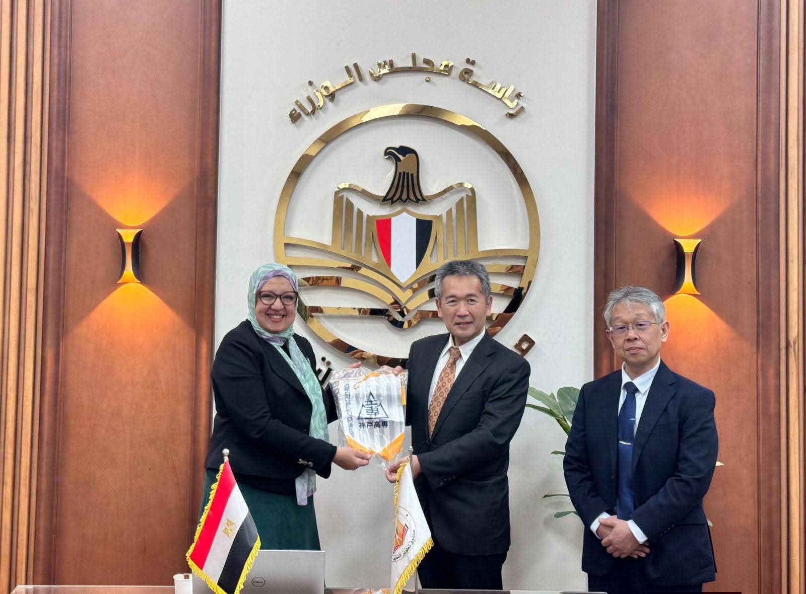 «تطوير التعليم بالوزراء» يستقبل وفد «الجايكا» لبحث إدخال تخصصات الطاقة الخضراء والألواح الشمسية بمعاهد الكوزن المصرية