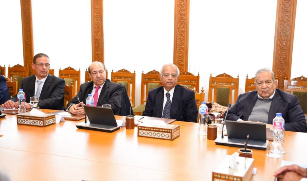 fb_img_17744244872091304984862209733216-1024x605 وزير الخارجية يلتقى مع مجموعة من السفراء المتقاعدين ويبحث محددات الموقف المصرى من التطورات الإقليمية