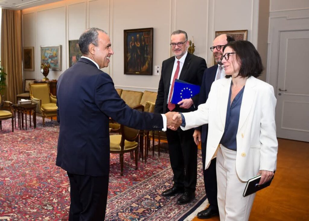 fb_img_17744383748118431055462880810275-1024x732 زير الخارجية يستقبل وفد من البنك الأوروبي للاستثمار