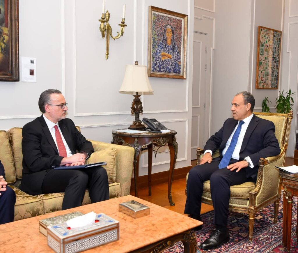 fb_img_17744383809454676345631193958052-1024x869 زير الخارجية يستقبل وفد من البنك الأوروبي للاستثمار