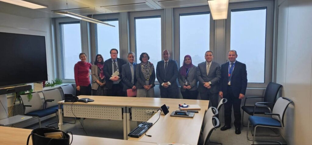 fb_img_17746063775157686493772374394148-1024x478 خلال مشاركته في فعاليات مجلس إدارة منظمة العمل الدولية بجنيف ..-وزير العمل يلتقي قيادات إدارتي معايير العمل الدولية وحوكمة العمل وثلاثية الأطراف بالمنظمة..