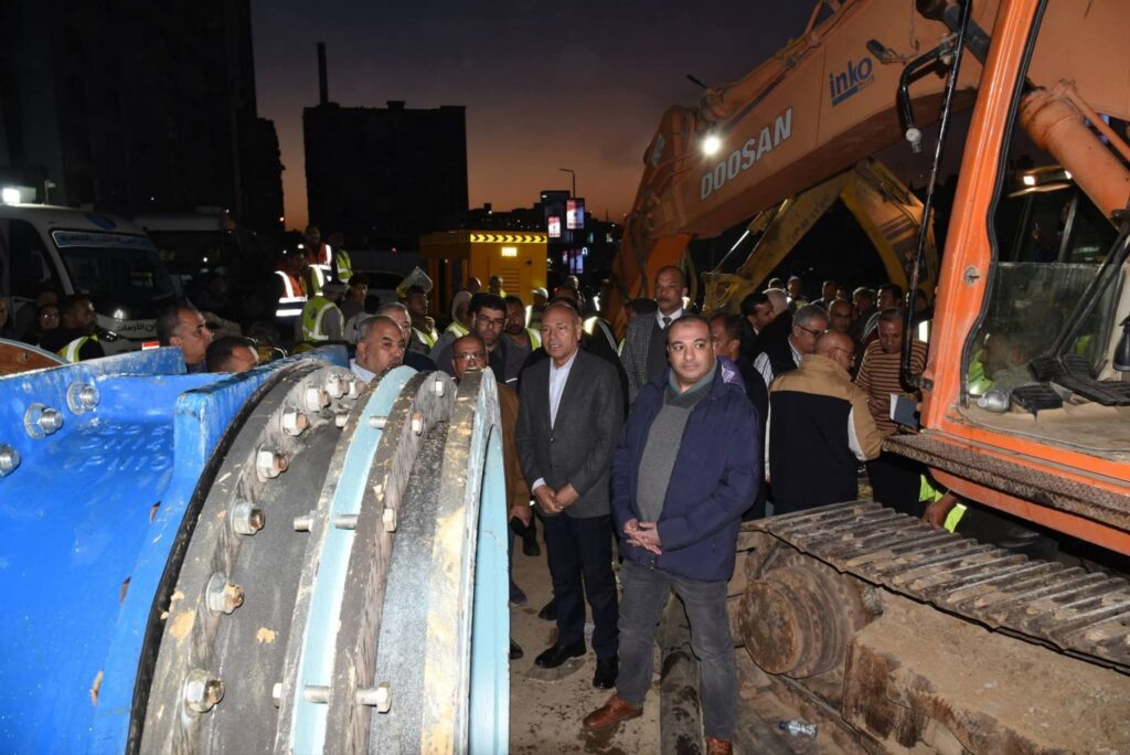 fb_img_17746452358463556334591847757853-1024x684 تفقد د. إبراهيم صابر محافظ القاهرة الاعمال التى تقوم بها شركة مياه الشرب بالقاهرة