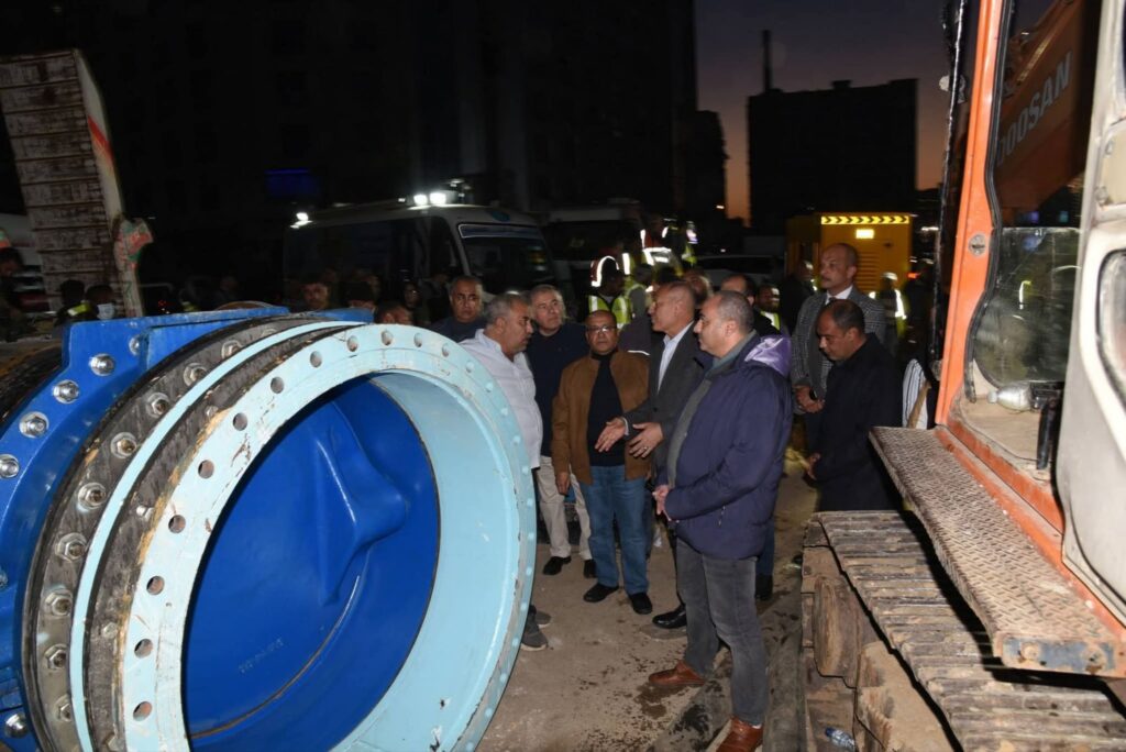 fb_img_17746452373683788334556560759616-1024x684 تفقد د. إبراهيم صابر محافظ القاهرة الاعمال التى تقوم بها شركة مياه الشرب بالقاهرة