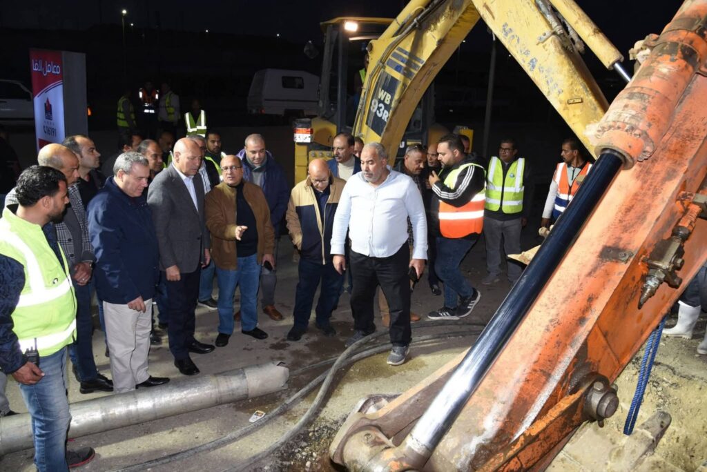 fb_img_17746452394324419264137834826625-1024x684 تفقد د. إبراهيم صابر محافظ القاهرة الاعمال التى تقوم بها شركة مياه الشرب بالقاهرة