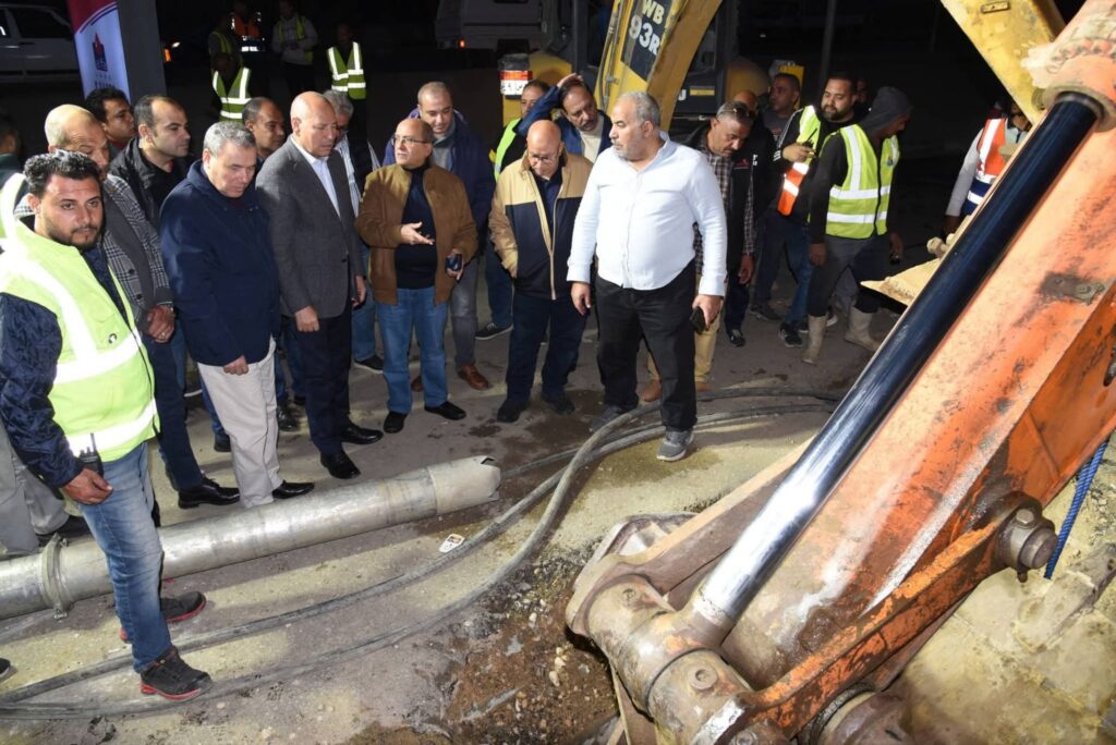 fb_img_17746452415145452243530830195012-1024x684 تفقد د. إبراهيم صابر محافظ القاهرة الاعمال التى تقوم بها شركة مياه الشرب بالقاهرة