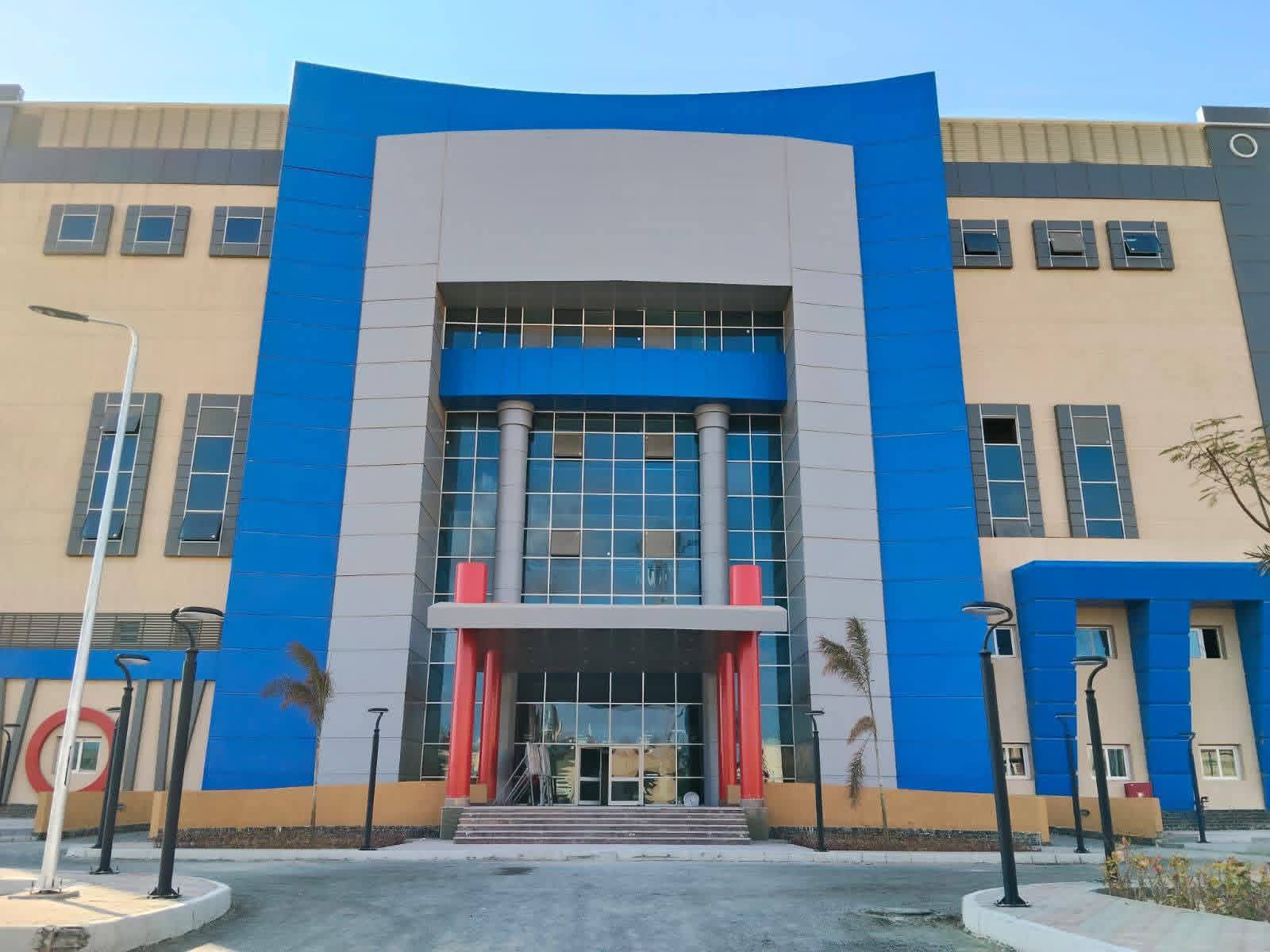 وزير الصحة يتلقى تقرير متابعة شهر مارس: 90 زيارة ميدانية لـ41 مستشفى و22 وحدة صحية