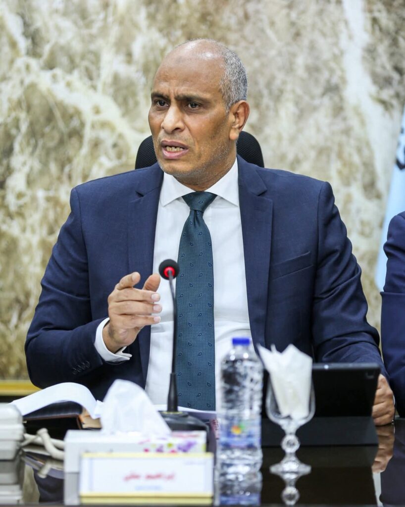 fb_img_17747776882215973622684674958018-818x1024 محافظ كفرالشيخ يتابع أعمال إنشاء صفايات أمطار جديدة بشوارع عاصمة المحافظة