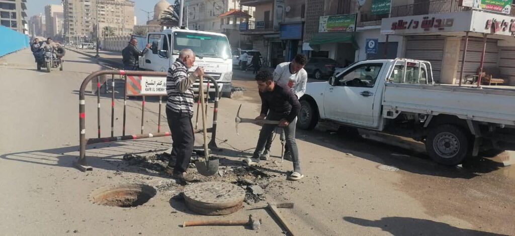 fb_img_17747776920281980391380757906989-1024x470 محافظ كفرالشيخ يتابع أعمال إنشاء صفايات أمطار جديدة بشوارع عاصمة المحافظة