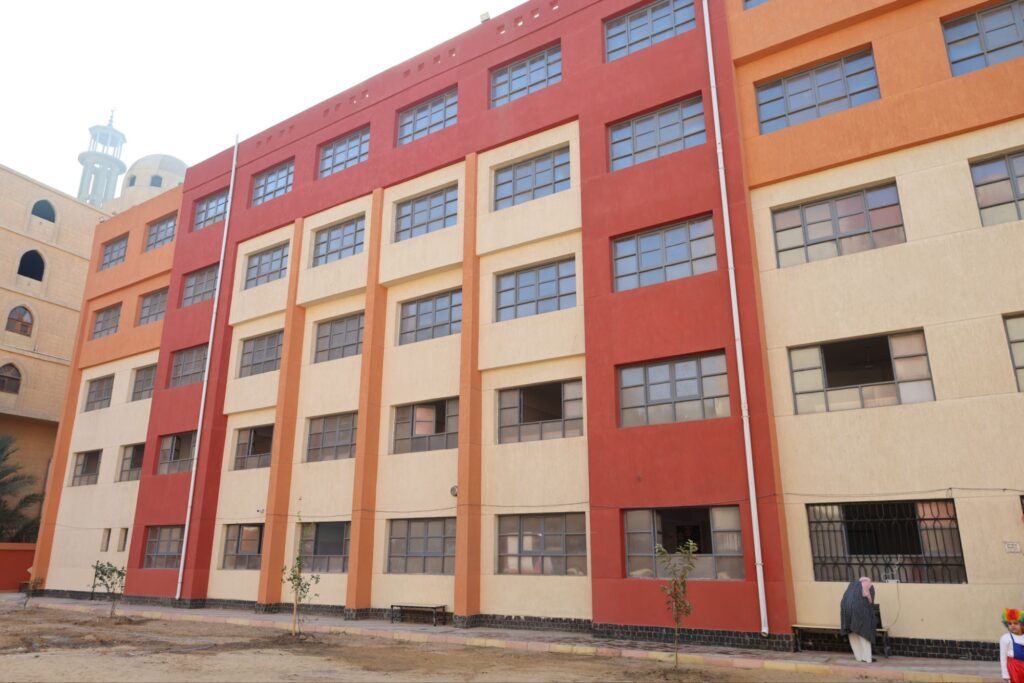 img-20260302-wa00722355339212369290408-1024x683 محافظ الجيزة يفتتح مدرستي الأقصى للتعليم الأساسي والرسمية للغات بالطالبية بإجمالي 144 فصلًا دراسيًا<br>