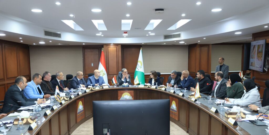 img-20260303-wa00592874287286850195392-1024x516 محافظ الجيزة يعقد أول لقاء أسبوعي مع المواطنين لبحث الشكاوى والطلبات المقدمة منهم