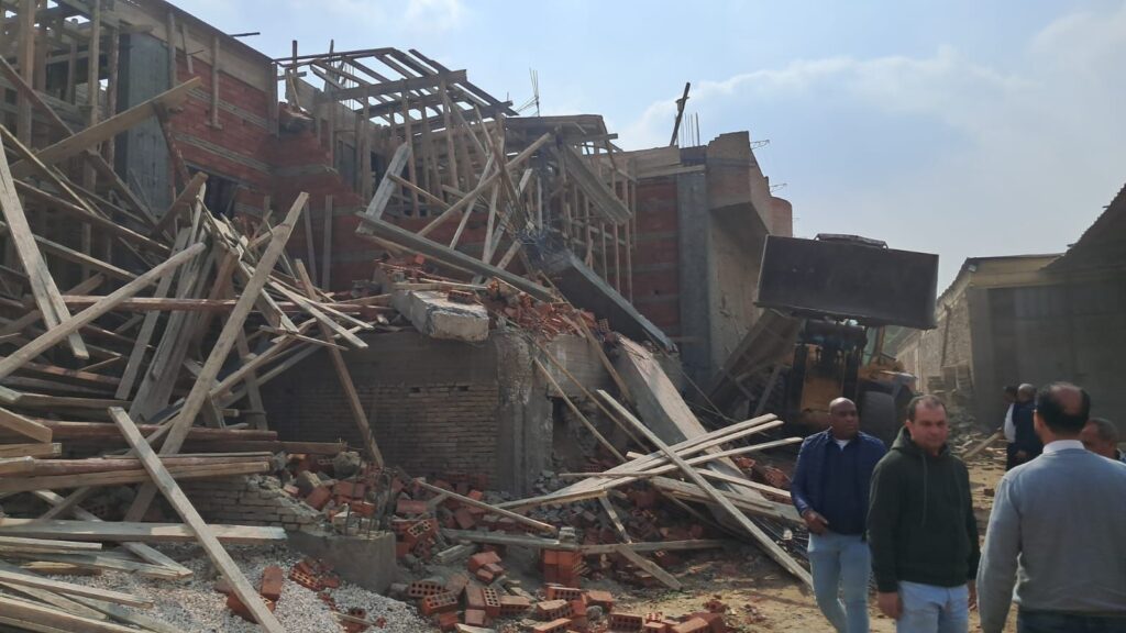 img-20260304-wa00351379694679778840060-1024x576 ردع المخالفين ... <br>تنفيذًا لتكليفات محافظ الجيزة خلال متابعته بمركز السيطرة.. إزالة حالات بناء مخالف بأبو النمرس واتخاذ الإجراءات القانونية