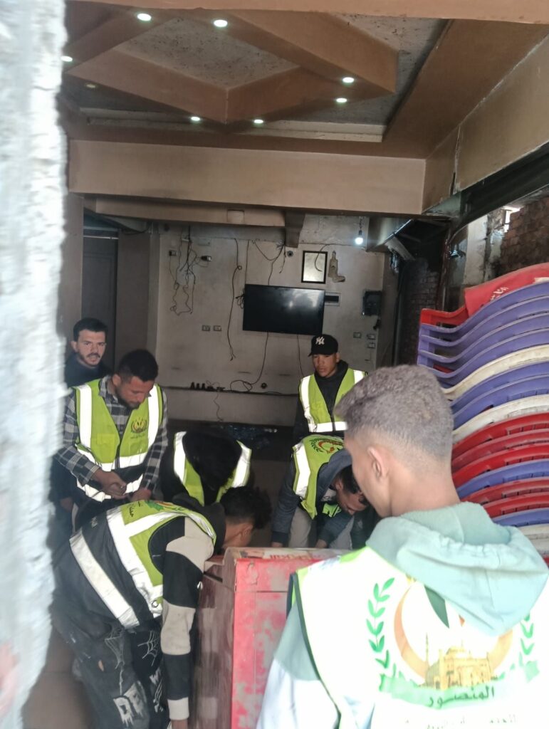 img-20260305-wa0038183943087204688790-771x1024 ضربة قوية للعشوائية".. جهاز 6 أكتوبر يُعيد غلق الوحدات "العائدة للمخالفة" بالحي العاشر