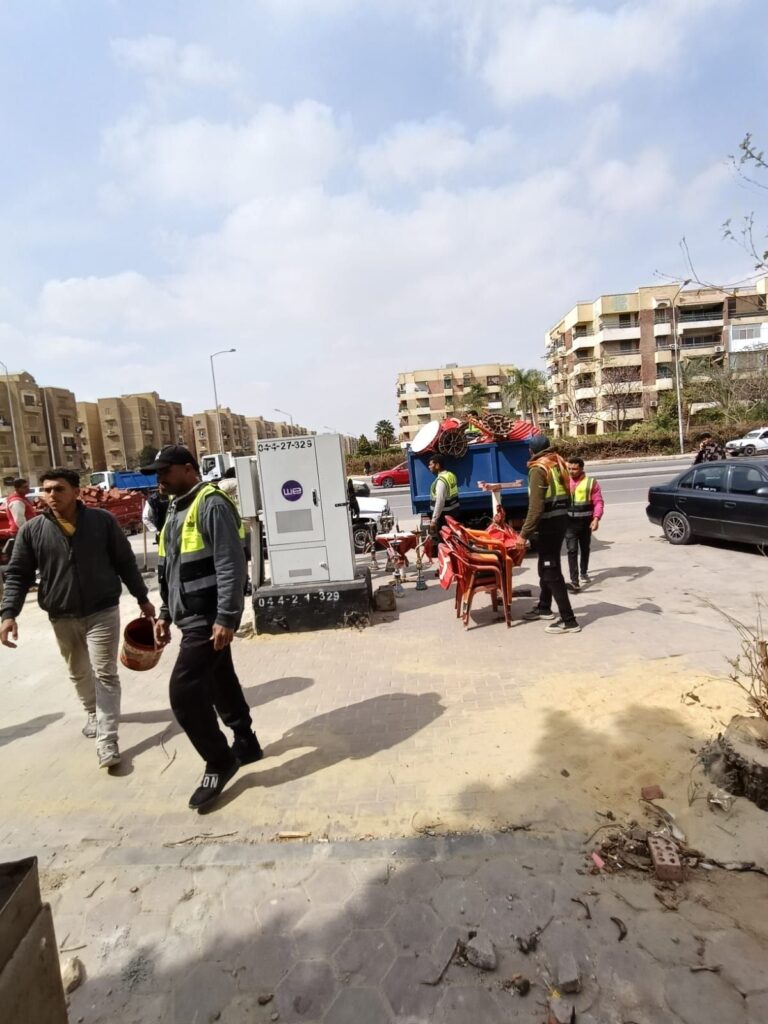 img-20260305-wa00423954935655689099638-768x1024 ضربة قوية للعشوائية".. جهاز 6 أكتوبر يُعيد غلق الوحدات "العائدة للمخالفة" بالحي العاشر