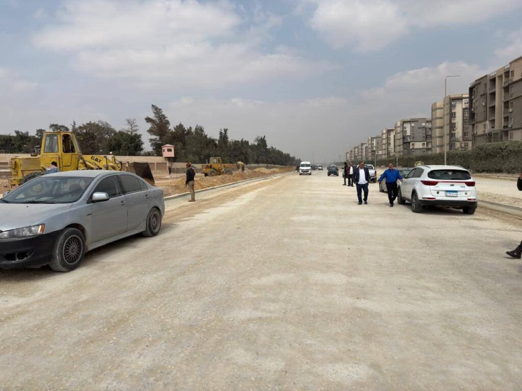 img-20260307-wa00272078440857699903003-1024x768 رئيس جهاز حدائق أكتوبر يتفقد عدداً من مشروعات الطرق بالمدينة
