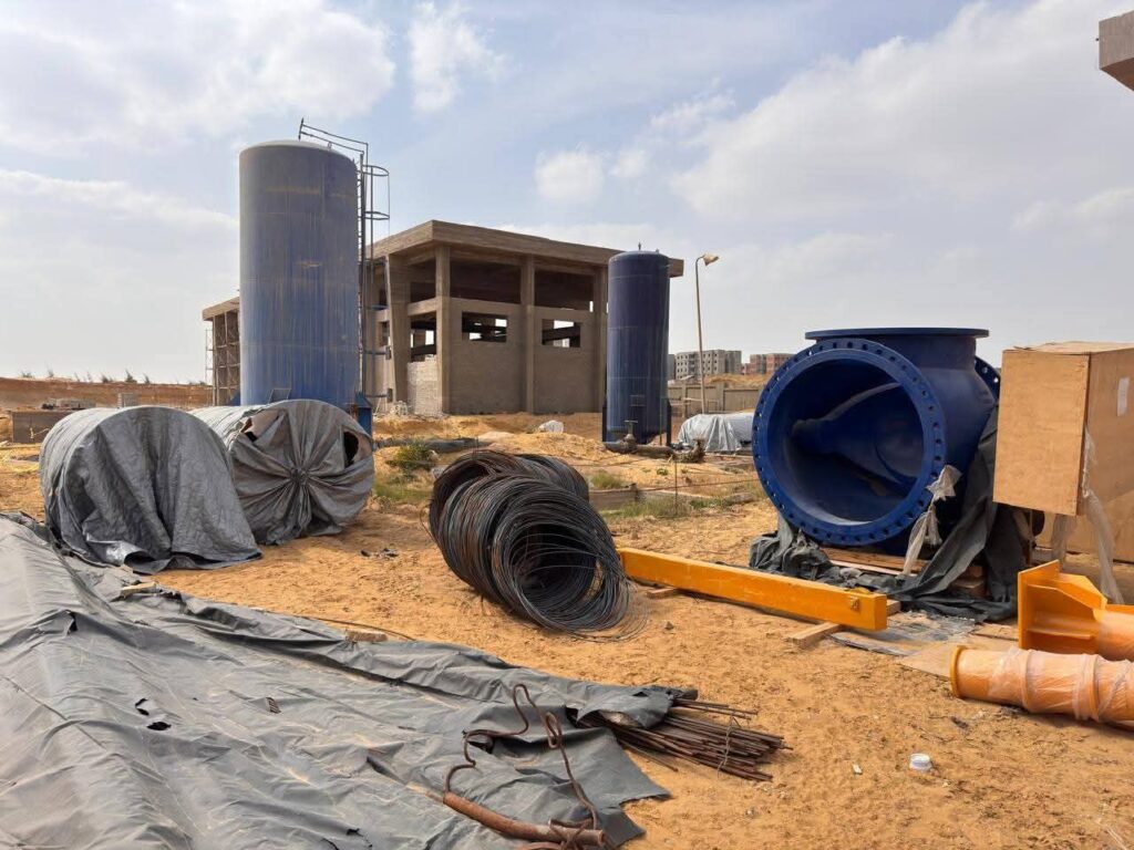 img-20260307-wa00281017399243668039008-1024x768 رئيس جهاز حدائق أكتوبر يتفقد عدداً من مشروعات الطرق بالمدينة