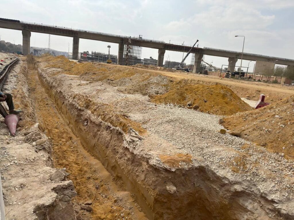 img-20260307-wa00298266894610519398273-1024x768 رئيس جهاز حدائق أكتوبر يتفقد عدداً من مشروعات الطرق بالمدينة