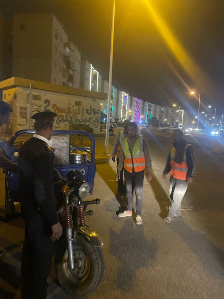 img-20260312-wa01196707378846027653411-768x1024 حملة مسائية لرفع الإشغالات والباعة الجائلين بالطرق الرئيسية ومنطقة دهشور ومنطقة ال ١١٨٥ عمارة