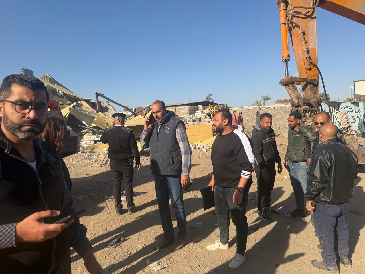 الدكتورة #هند_عبدالحليم نائب محافظ الجيزة تقود اقوي ازالتين في تاريخ حي الهرم