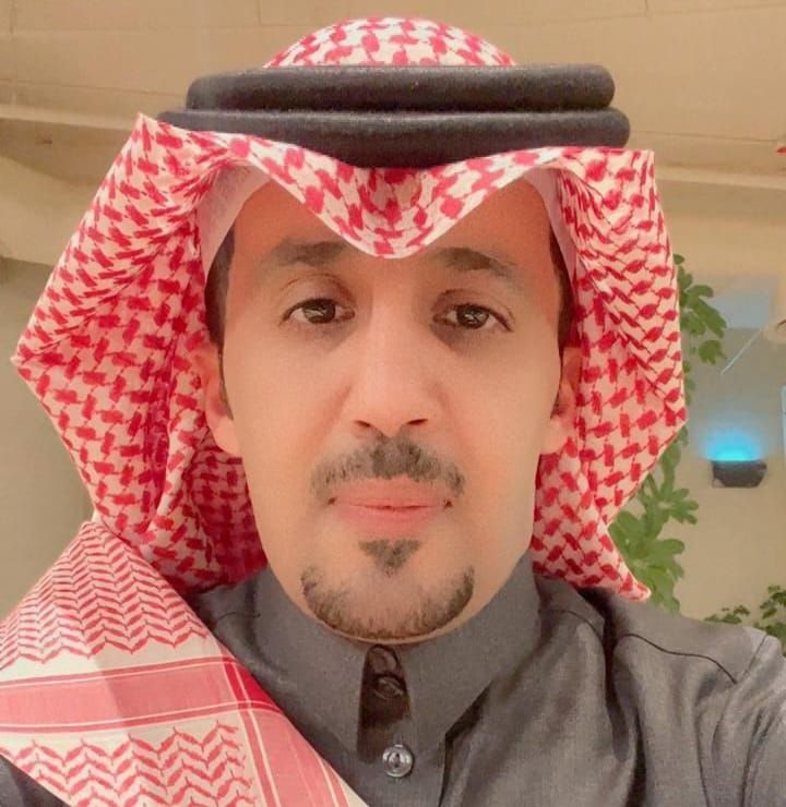 عبدالعزيز بن شغب.. كيف تصبح إعلاميًا محترفًا في عالم السوشال ميديا