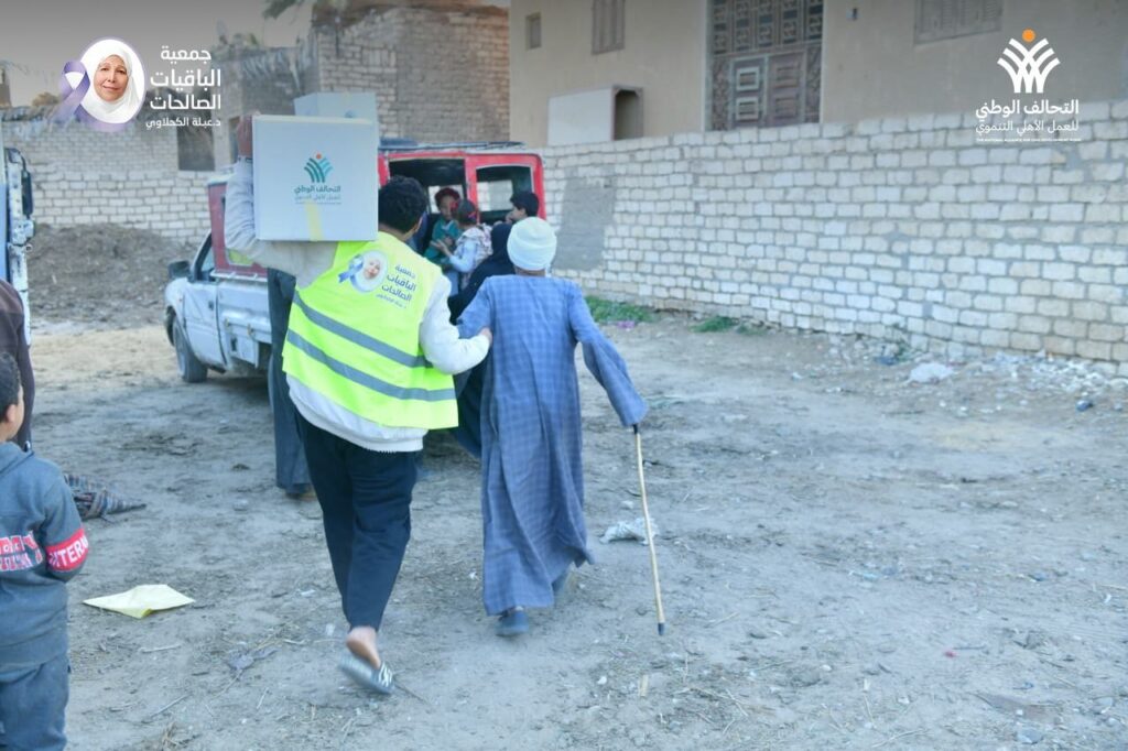 img-20260319-wa00562367018446765082831-1024x682 فرق عمل ومتطوعو الباقيات الصالحات يجوبون قرى الفيوم لتوزيع كراتين المواد الغذائية على الأسر الأولى بالرعاية