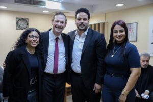 img-20260328-wa00208366068543049858684-300x200 بالصور.. تكريم «أيمن الشيوي ومصطفى غريب» في افتتاح مهرجان المسرح العالمي الـ 41