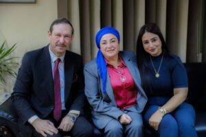 img-20260328-wa00216323369779107933701-300x200 بالصور.. تكريم «أيمن الشيوي ومصطفى غريب» في افتتاح مهرجان المسرح العالمي الـ 41