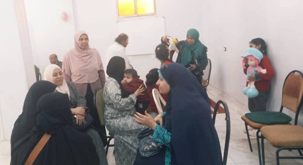 10010138968058050195876927275-1024x559 قافلة طبية مجانية برعايةهيئة تعليم الكبار والإتحاد الإقليمي بالسويس