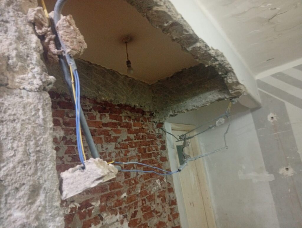 10010156912067510145212159201-1024x771 