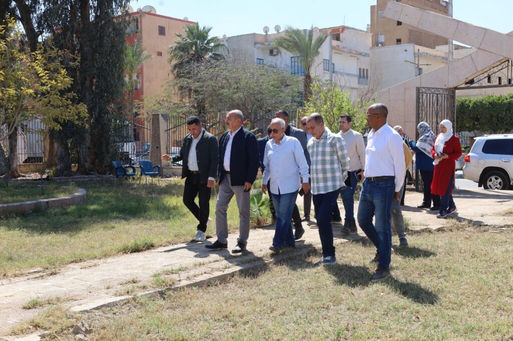 10010236236452331427603311860-1024x682 محافظ السويس يتفقد عددا من الحدائق العامة ويكلف بتطويرها